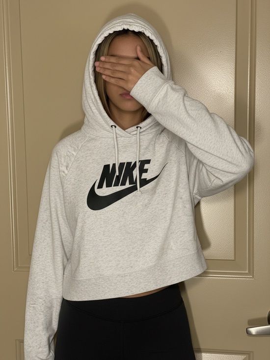 Nike Tops - Nike Light Heather Gray Cropped Hoodie with Black Swoosh